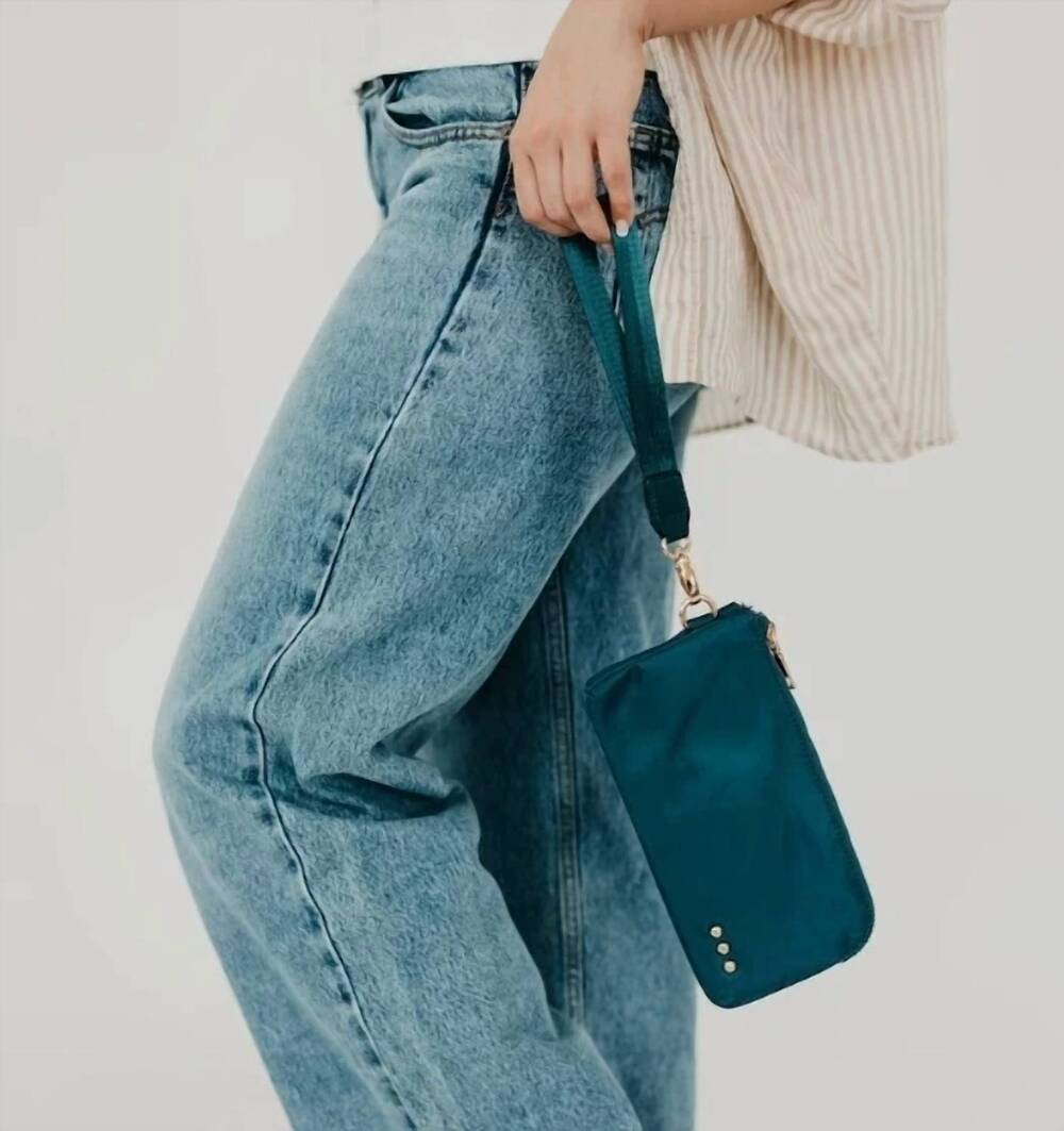 NEW PRETTY SIMPLE women's cove double zip wristlet wallet in teal